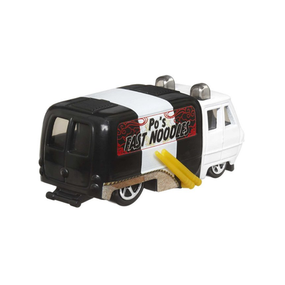 Hot Wheels Character Cars Po Ping, DreamWorks Kung Fu Panda, 1:64 Scale Car Vehicle, Licensed Blockbuster, Push-Around Play, Toy Collectors